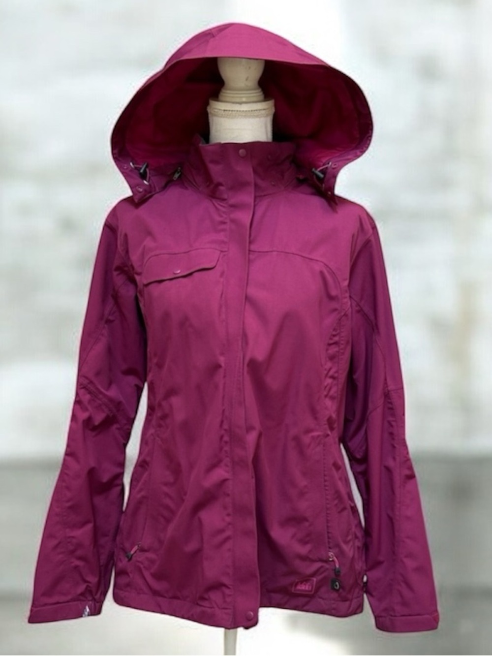 REI Women’s Burgundy Co-Op Hooded Weather Resistant Zip Front Outdoor Jacket Lrg
